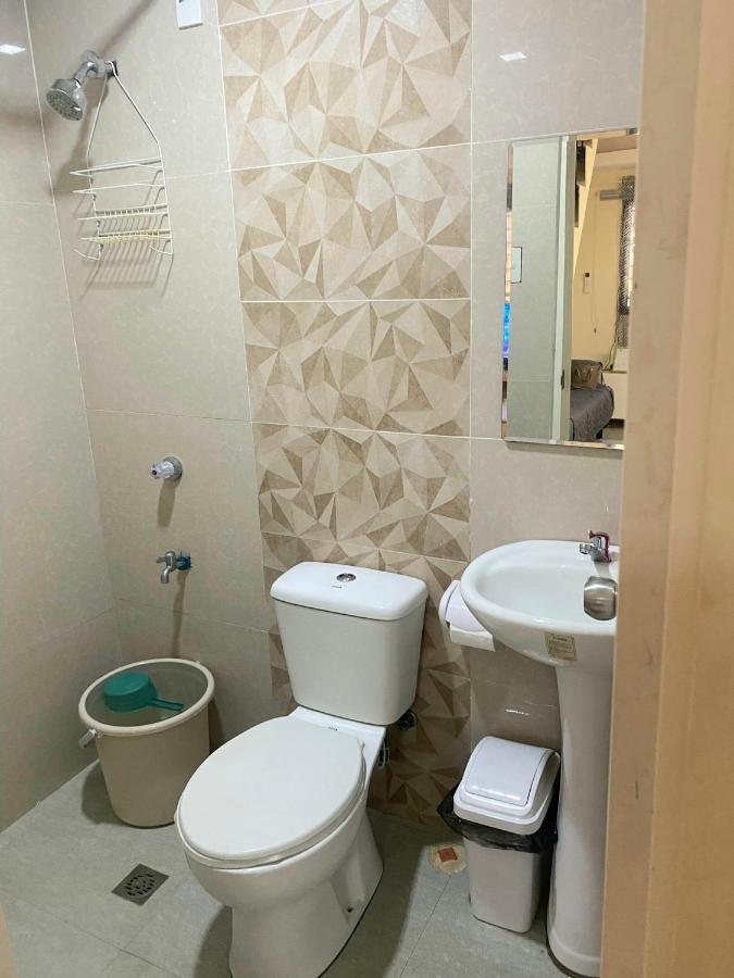 2 Bedroom Townhouse In Bacolod City Exterior photo